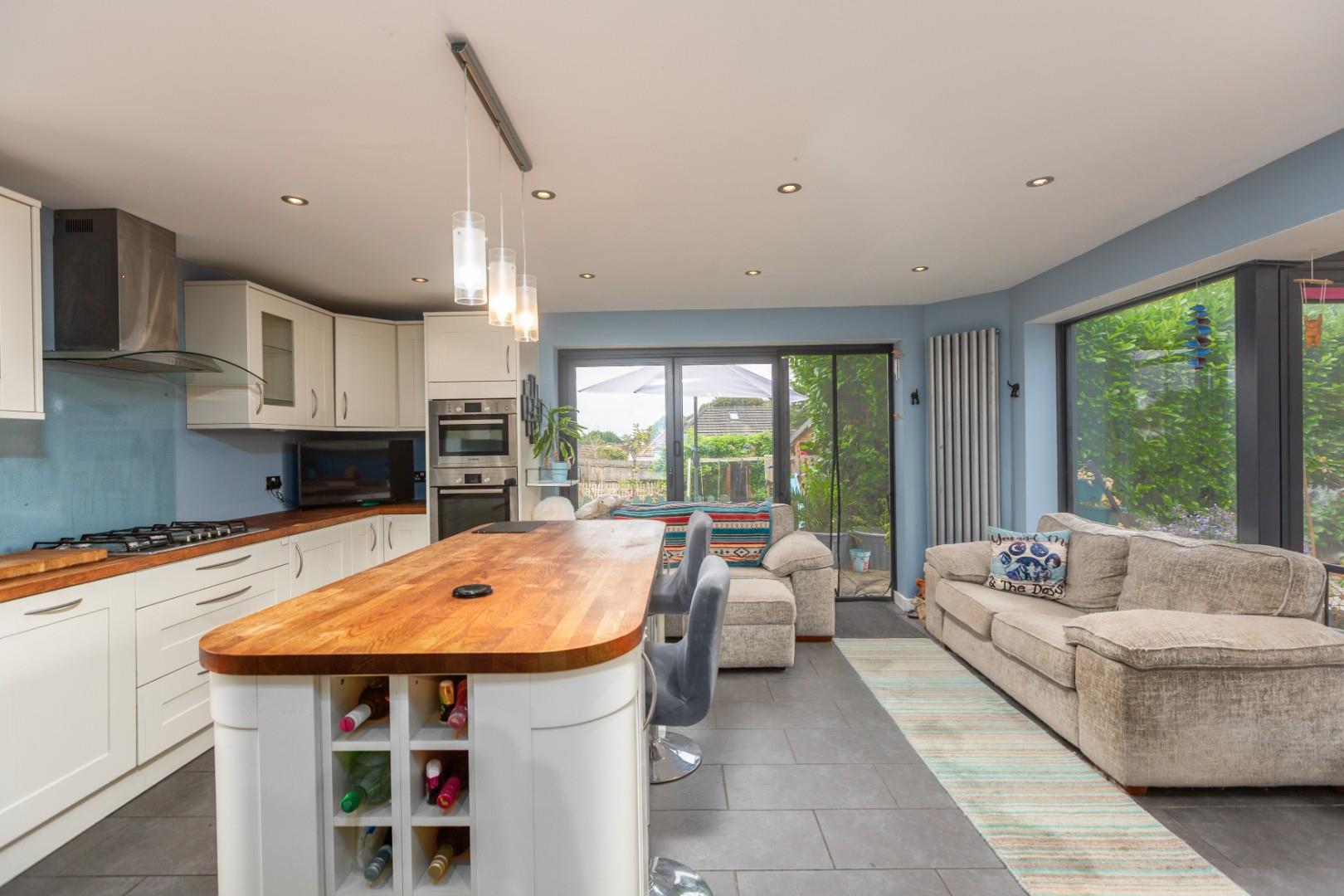 Pennard Road, Kittle, Pennard, Swansea, SA3 3JY